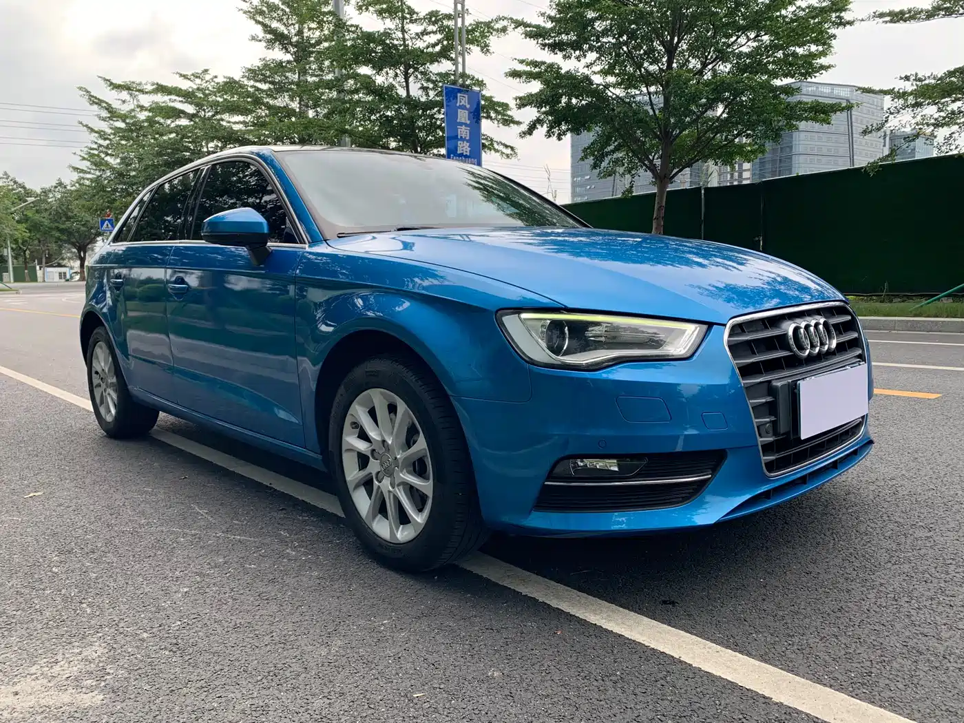 Audi A3 2015 Sportback 35 TFSI Millionth Anniversary Intelligent Leader Type фото 3