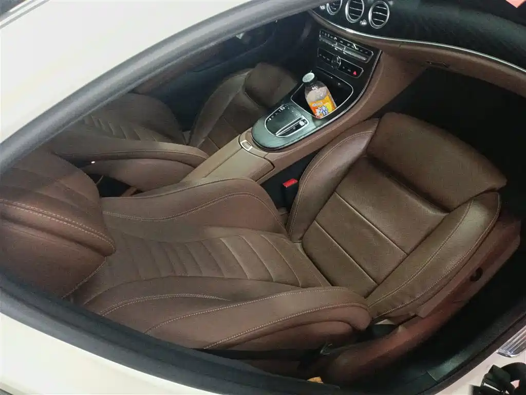 Mercedes-Benz E-Class 2019 E 200 L Sport фото 16