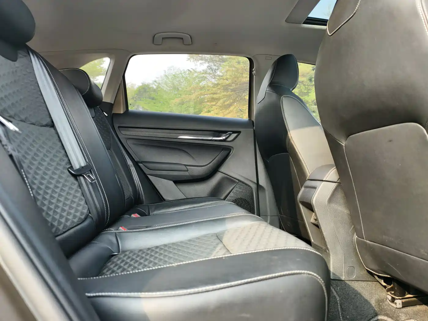 Škoda Kamiq 2020 Model 1.5L Automatic Comfort фото 17