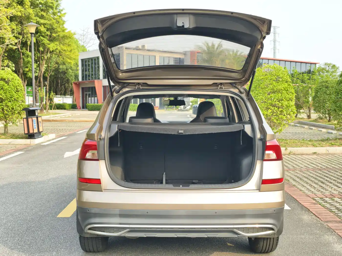 Škoda Kamiq 2020 Model 1.5L Automatic Comfort фото 9