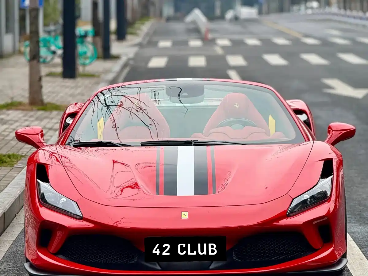 Ferrari F8 2021 2020 Spider 3.9T V8