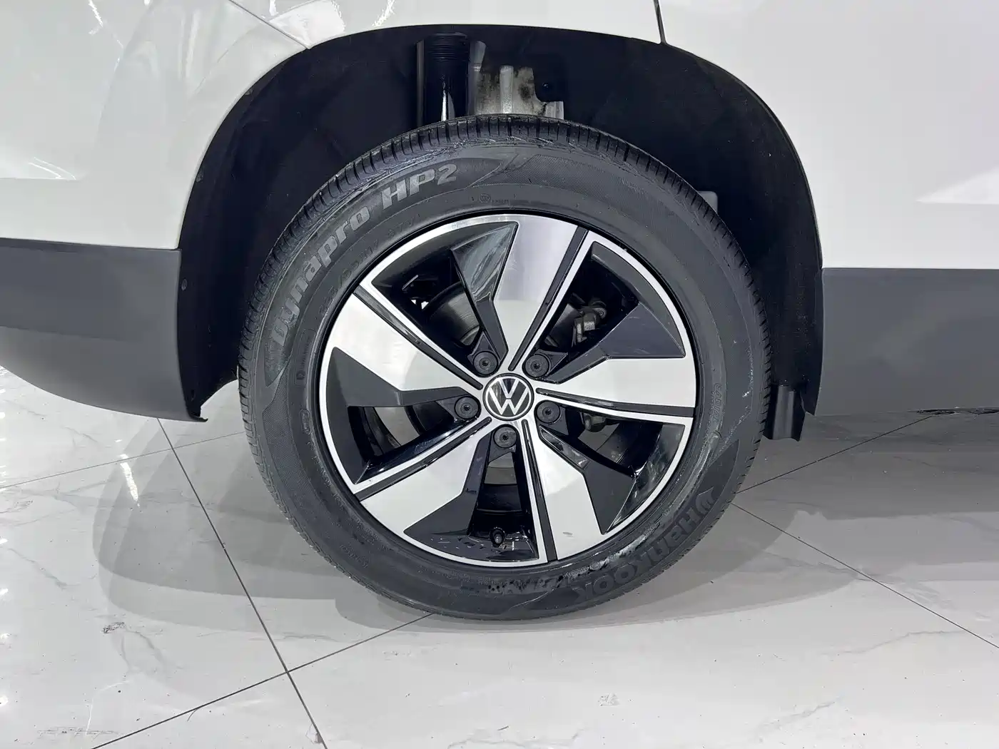 Volkswagen Tharu 2022 280TSI FWD Luxury Edition фото 18