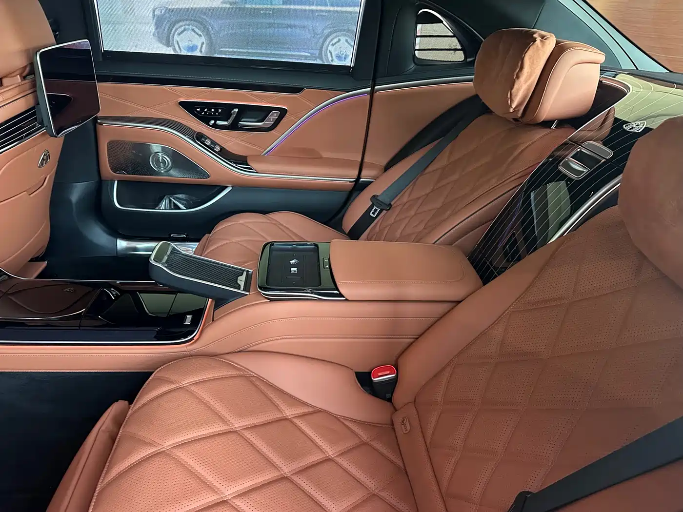 Mercedes-Benz Maybach S-Class 2026 S 580 4MATIC фото 10