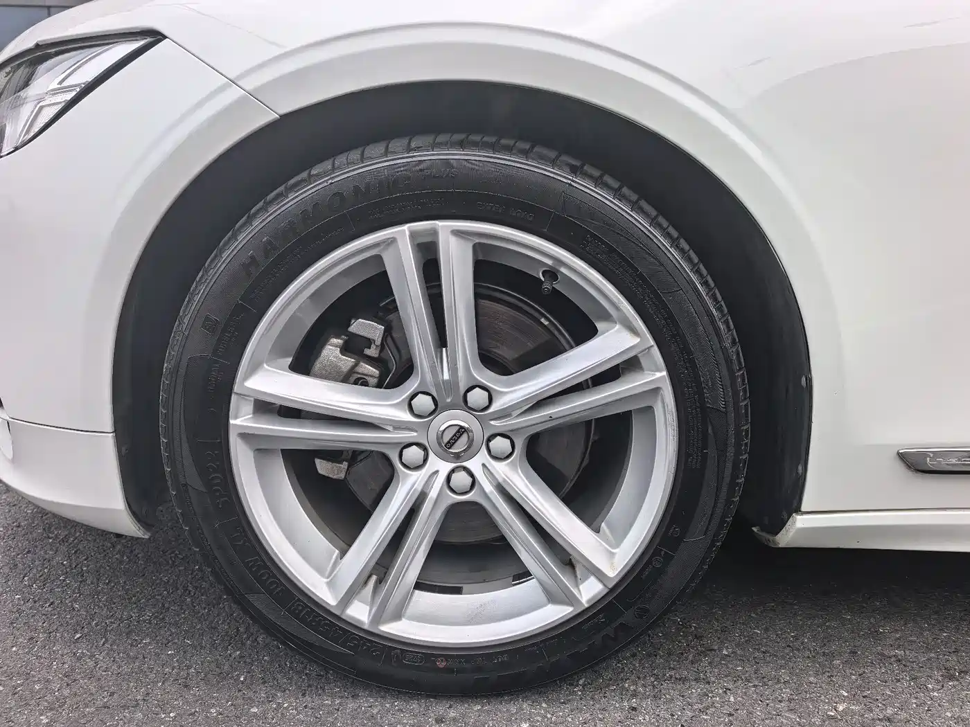 Фото 4 - Volvo S90
