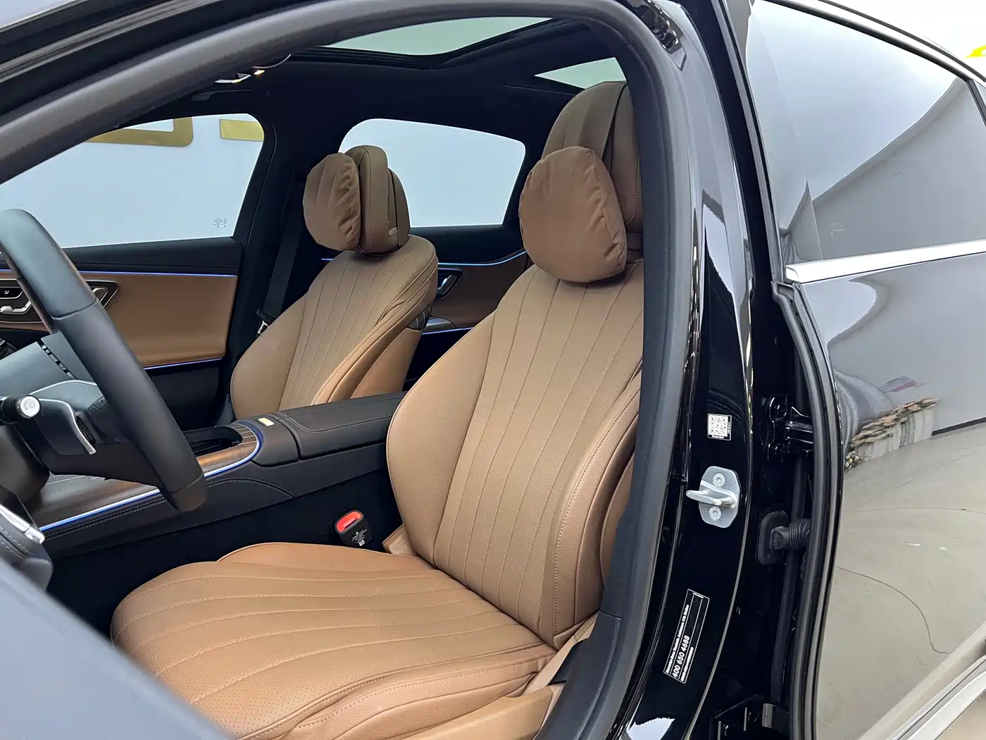 Mercedes-Benz E-Class 2025 Facelift E 300 L Luxury фото 11