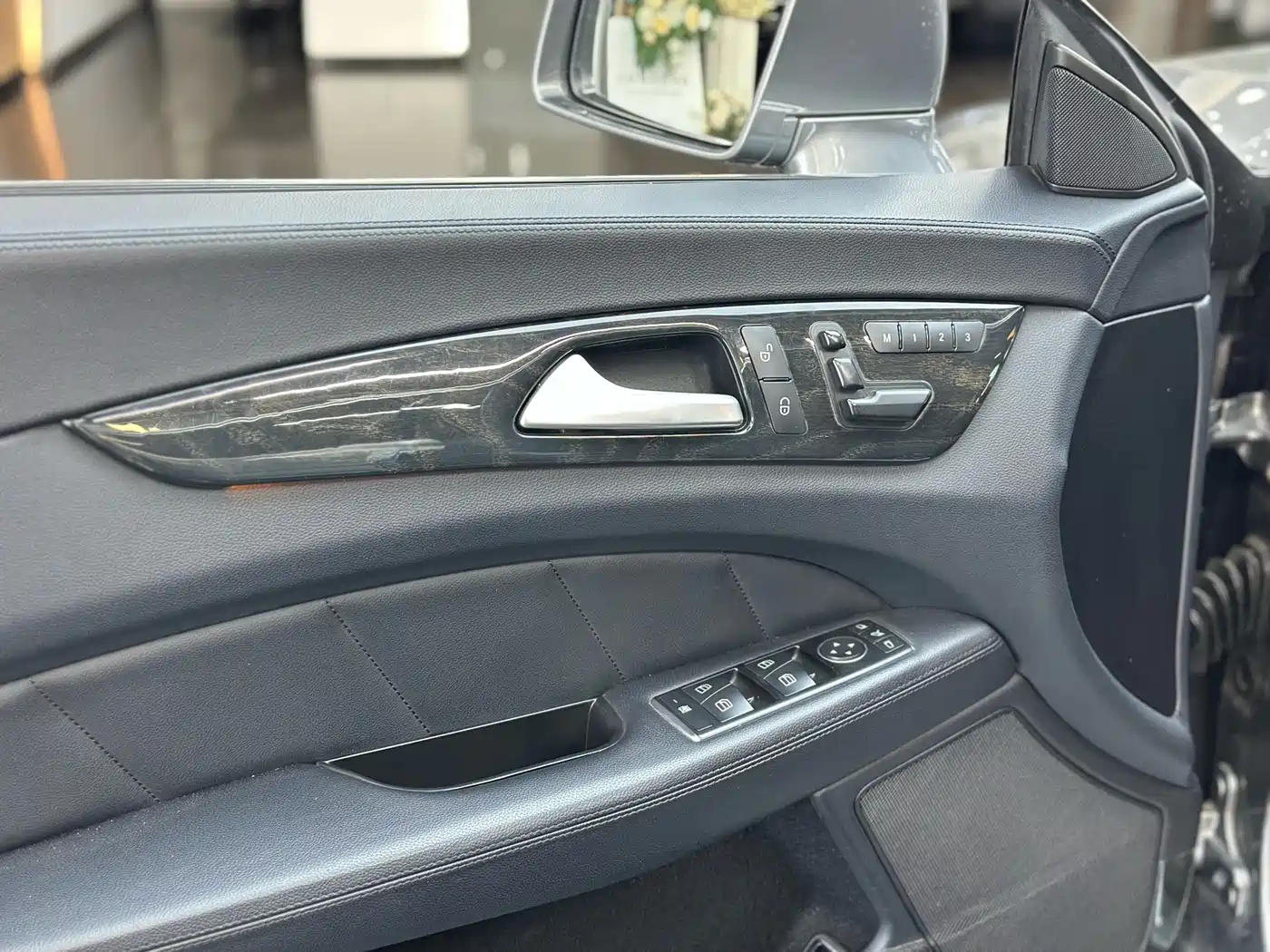 Mercedes-Benz CLS 2012 CLS 300 CGI фото 5