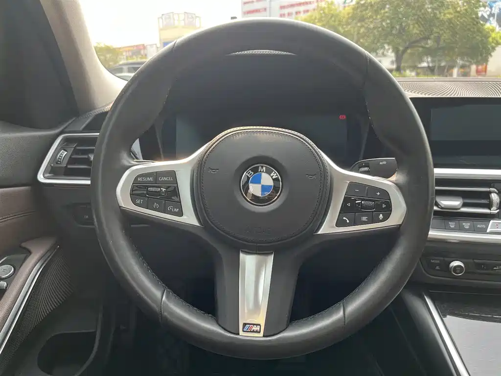 BMW 3 Series 2020 Facelift 325Li Launch Edition фото 20