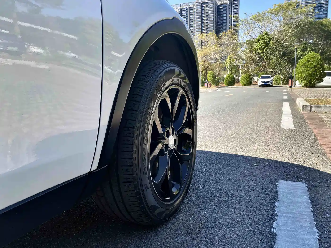 Land Rover Discovery Sport 2018 240PS HSE Edition фото 22