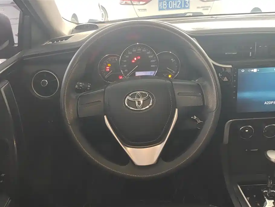 Toyota Corolla 2017 Facelift 1.2T S-CVT GL фото 15