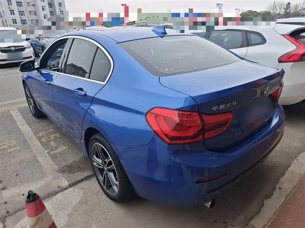 BMW 1 Series 2018 Facelift 118i Sport фото 5