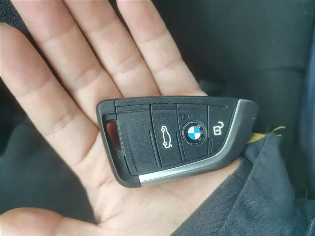 BMW X1 2019 sDrive18Li Fashion Model фото 17