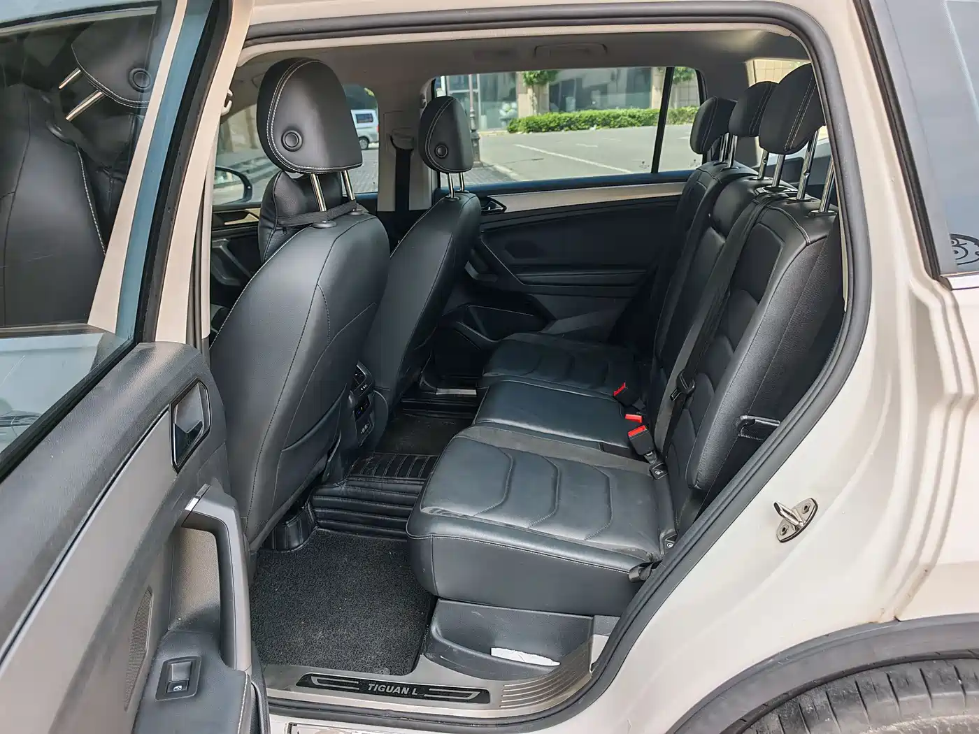 Volkswagen Tiguan L 2019 330TSI Automatic 2WD Smart Luxury Edition China VI фото 9