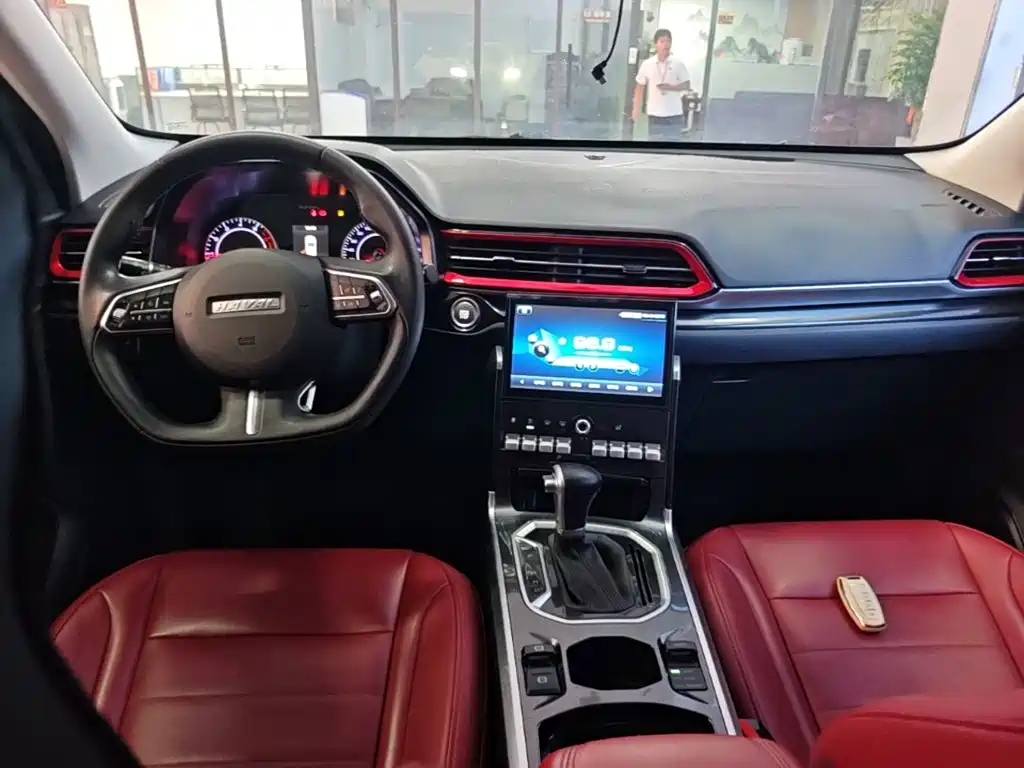 Фото 10 - Haval F5