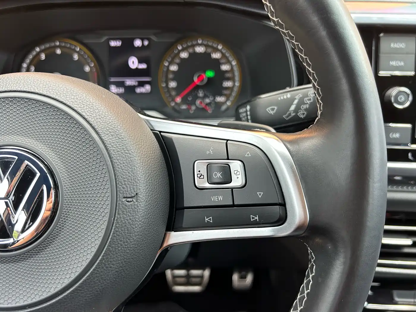 Volkswagen Tharu 2019 Model 280TSI 2WD R-line China VI фото 22