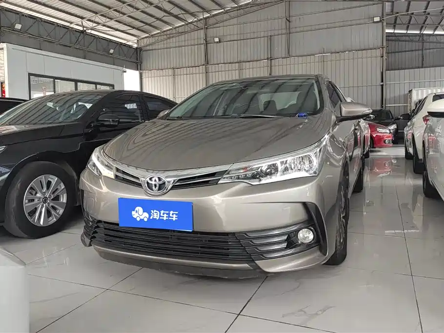 Toyota Corolla 2017 Facelift 1.2T S-CVT GL фото 2
