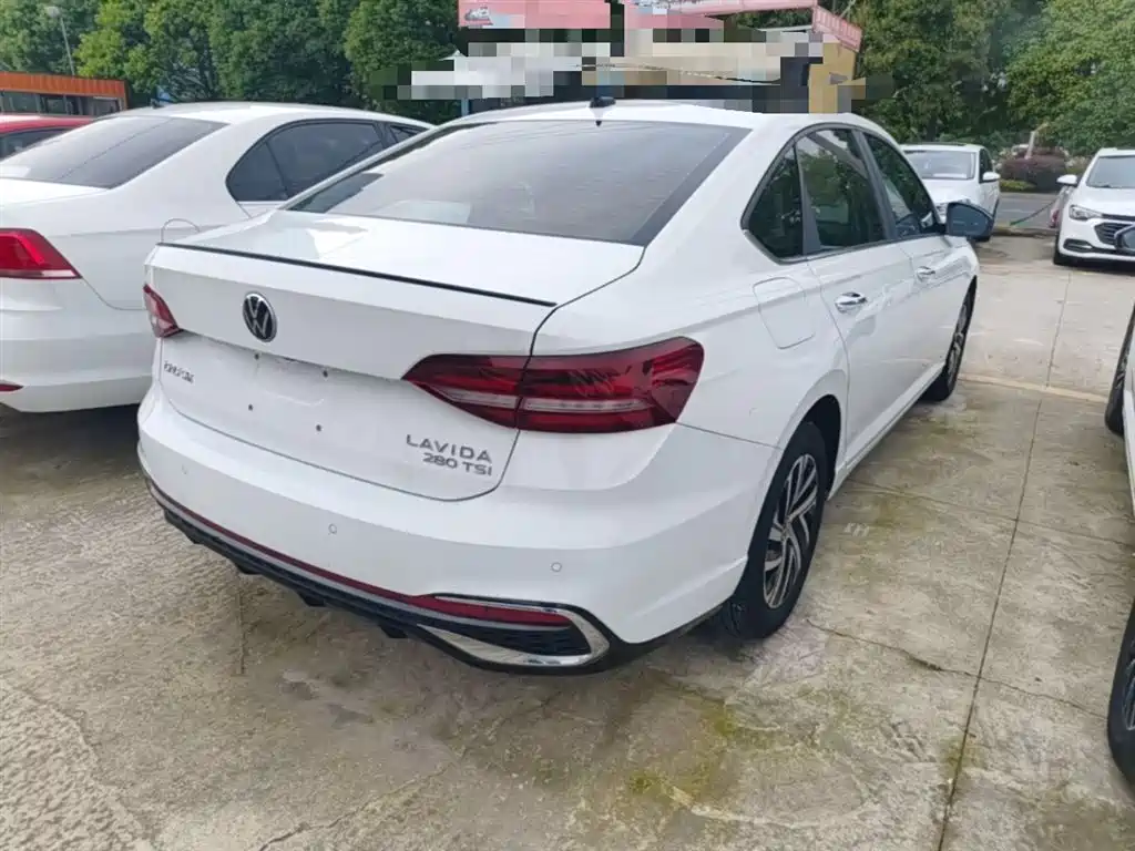 Volkswagen Lavida 2023 280TSI DSG Starlight Comfort Edition фото 7