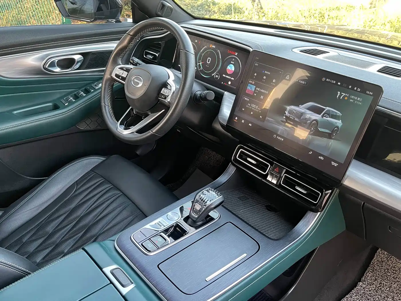 GAC Trumpchi Trumpchi GS8 2022 Pilot Series 2.0TGDI 2WD Luxury Smart Connect Edition (7-Seater) фото 11