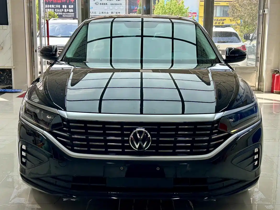 Volkswagen Passat 2022 280TSI Elite Edition фото 2