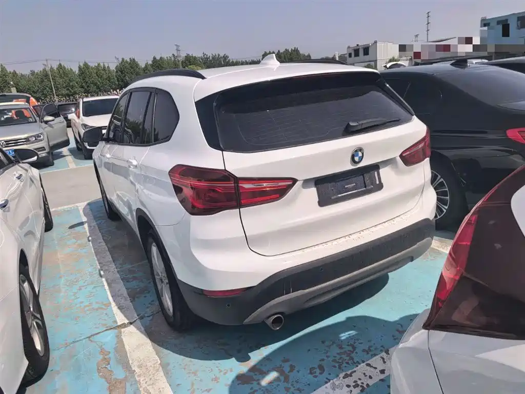 BMW X1 2019 sDrive18Li Fashion Model фото 23