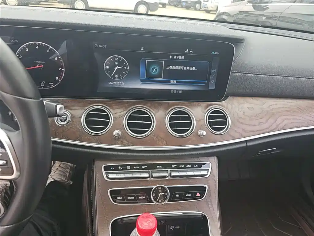 Mercedes-Benz E-Class 2019 E 200 L фото 13