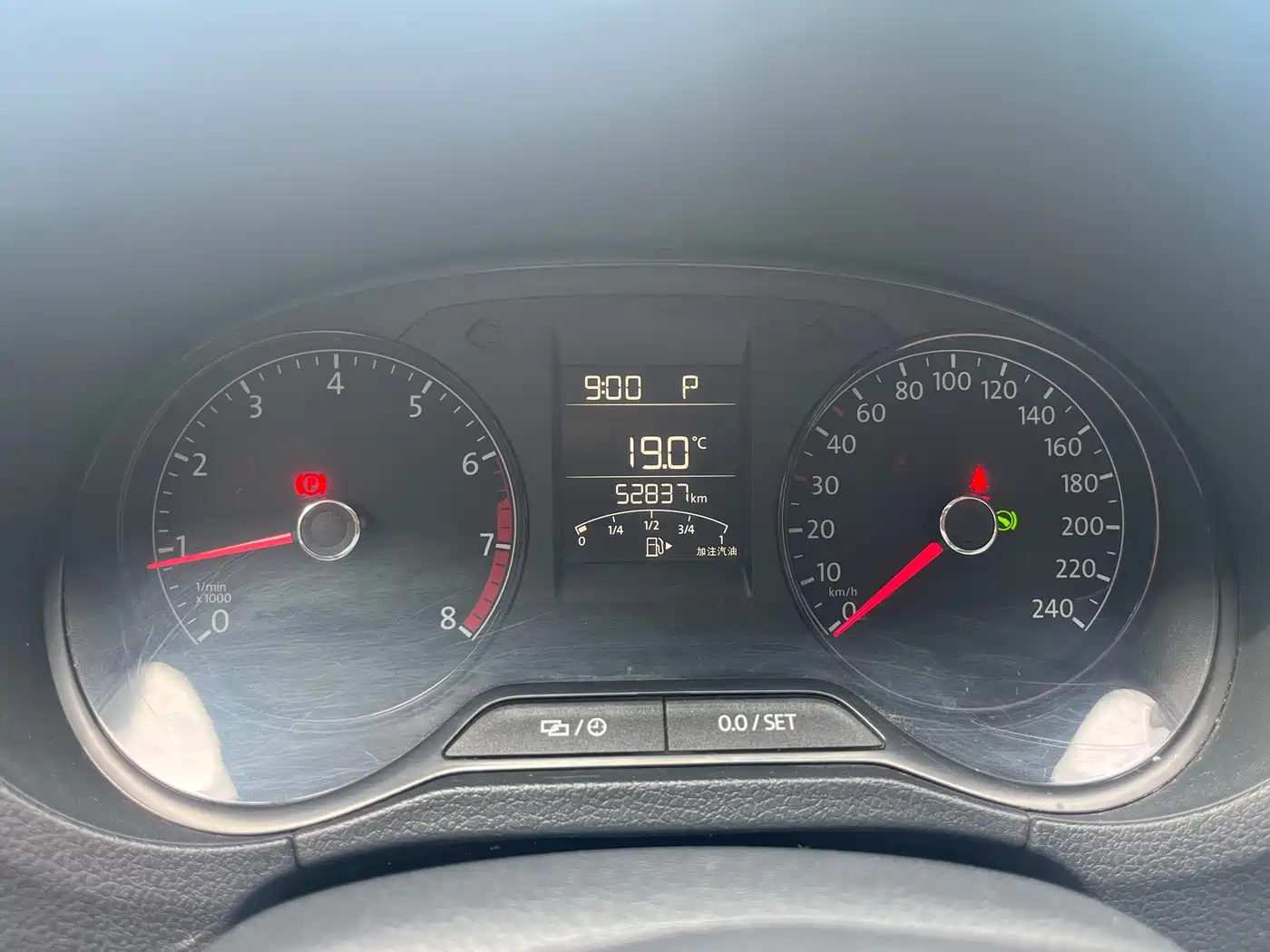 Volkswagen Polo 2016 1.4L Automatic Trend фото 12