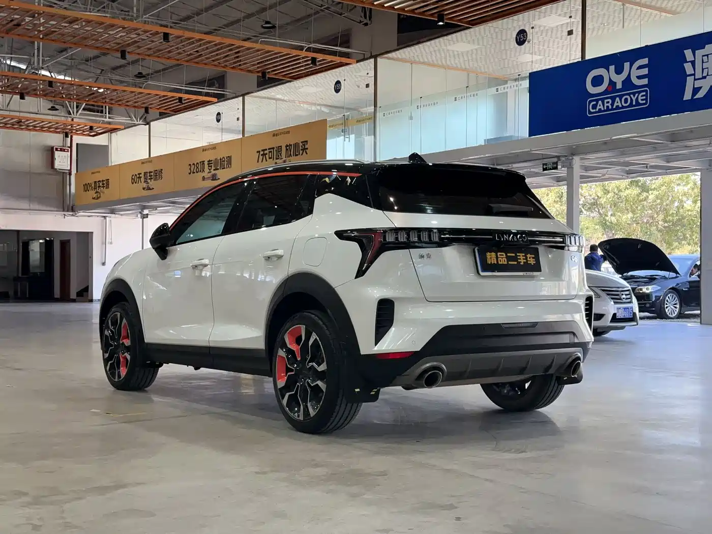 Lynk & Co 06 2020 1.5T Halo фото 6