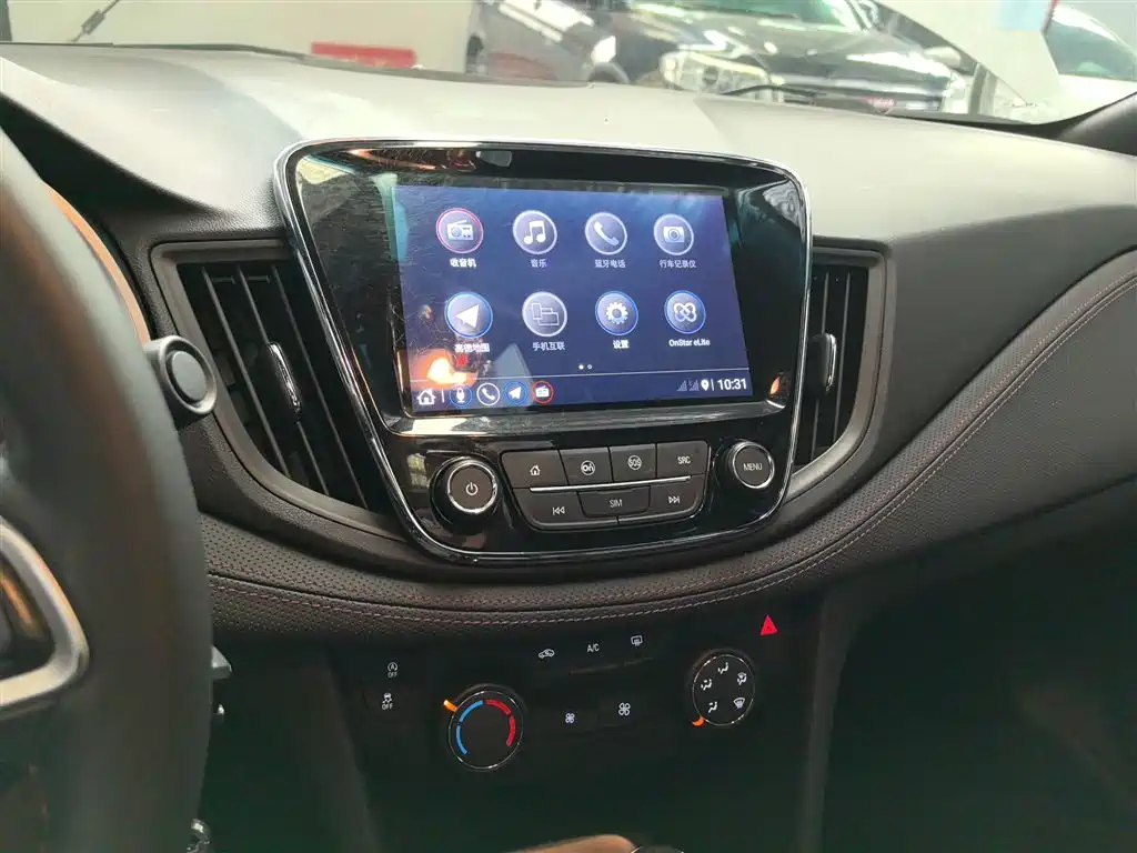 Chevrolet Monza 2020 Mild Hybrid RS 330T Automatic Smooth Edition фото 9