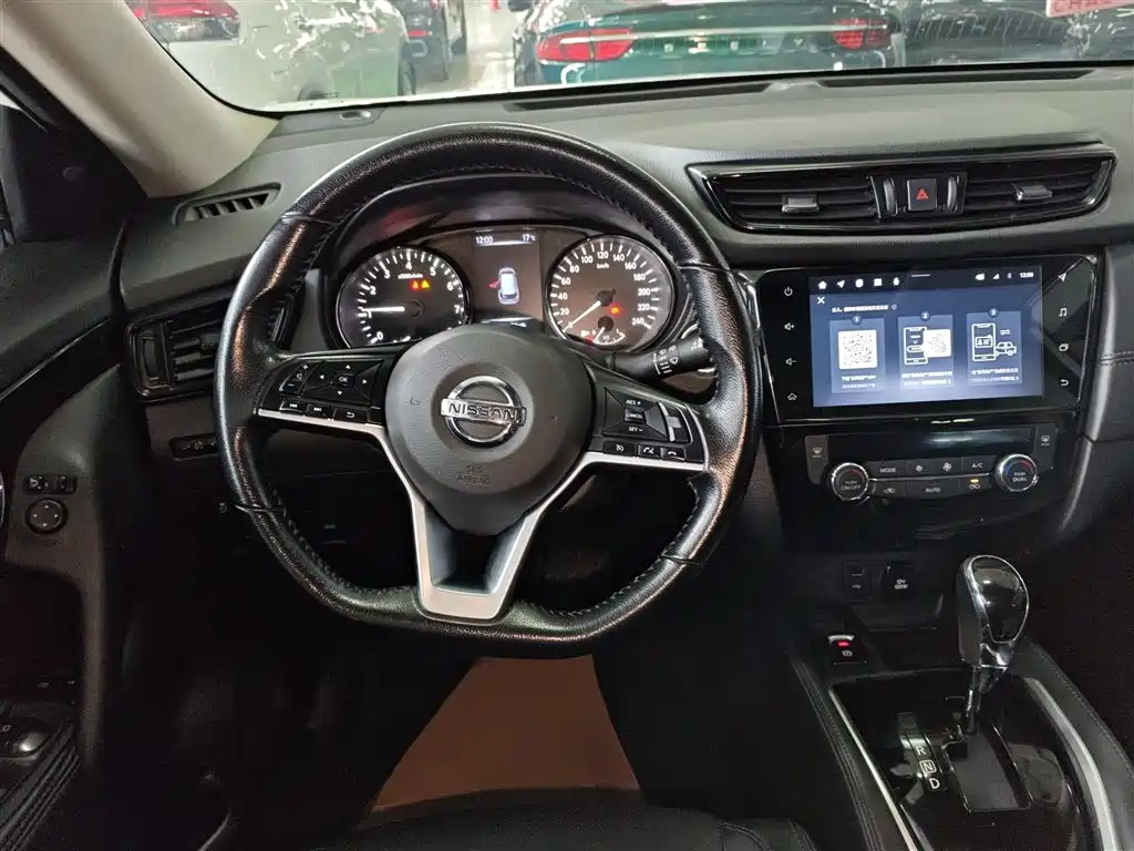 NISSAN QIJUN