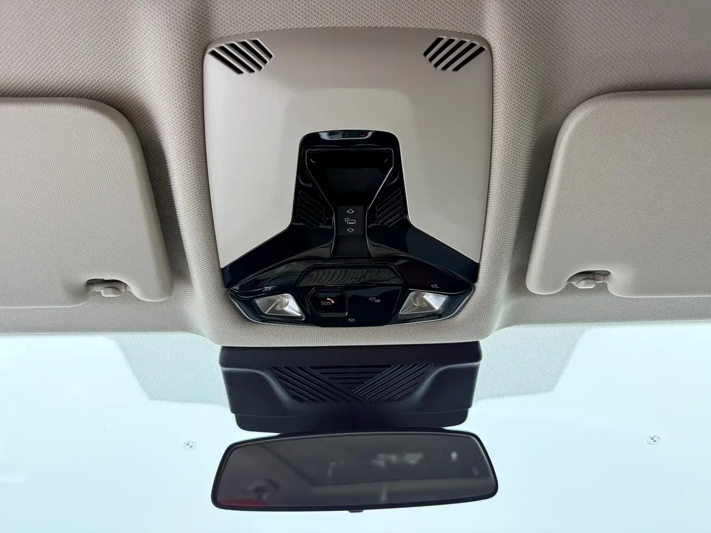 BMW X1 2023 sDrive20Li X Design Package фото 15