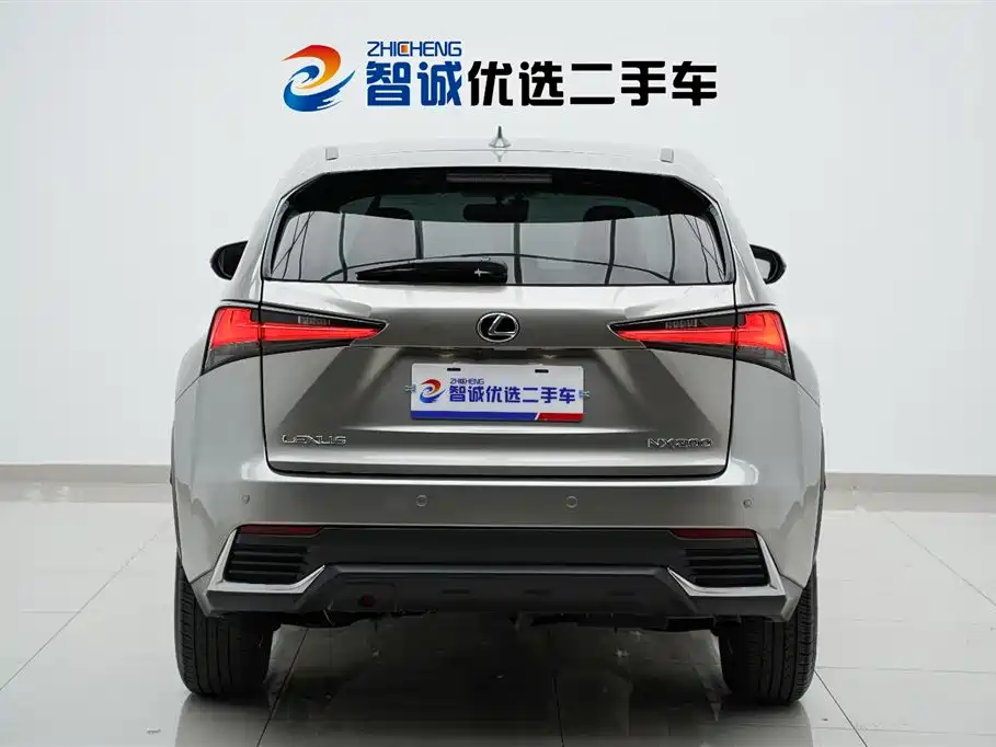 Lexus NX 2020 200 FWD Sharp Edition China VI фото 4