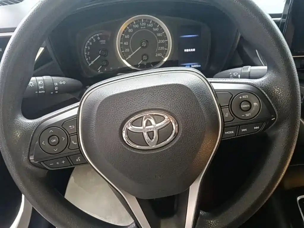 Toyota Allion 2022 2.0L Pioneer Edition фото 11