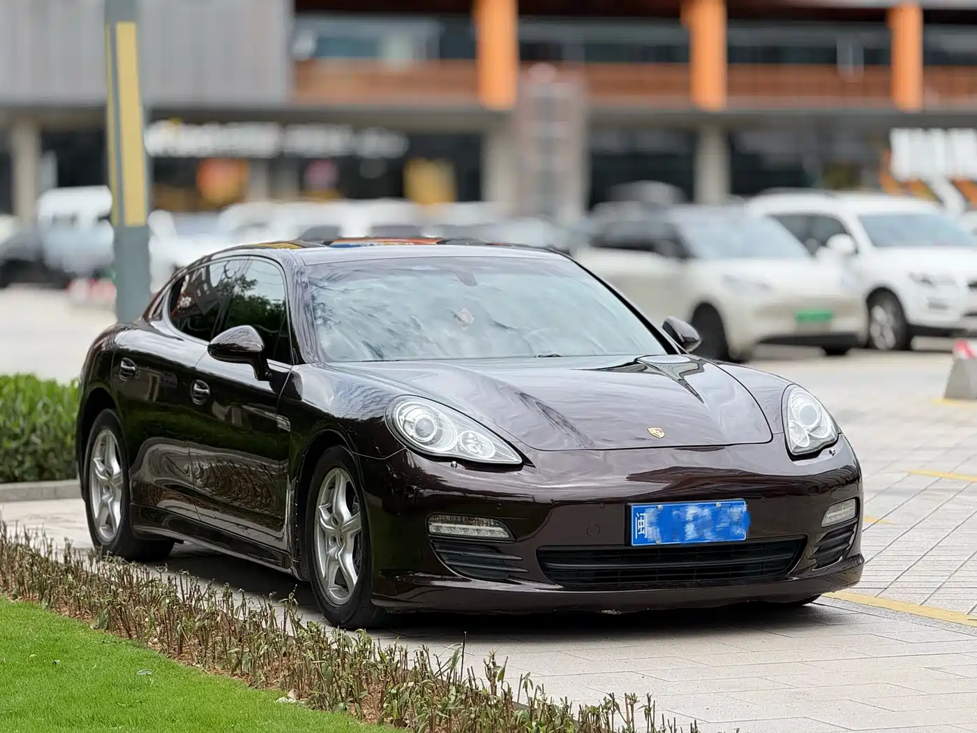 Porsche Panamera 2013 Panamera Platinum Edition 3.6L фото 3