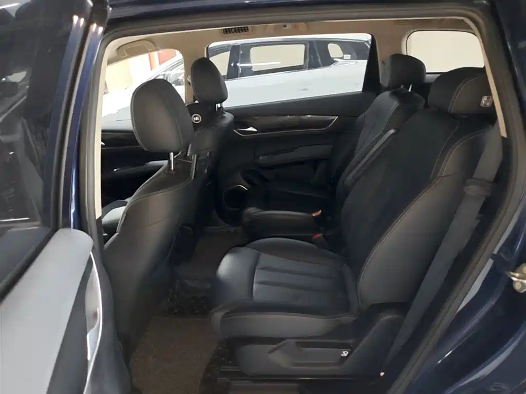 BYD Song MAX 2019 1.5T Auto Smart Connect Premium 6-seater China VI фото 17
