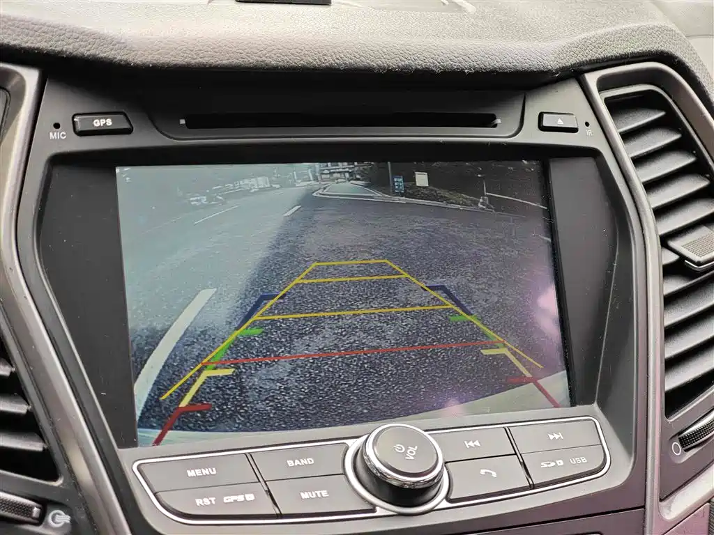 Hyundai Santa Fe 2013 Model 2.4L Automatic 2WD Smart фото 20