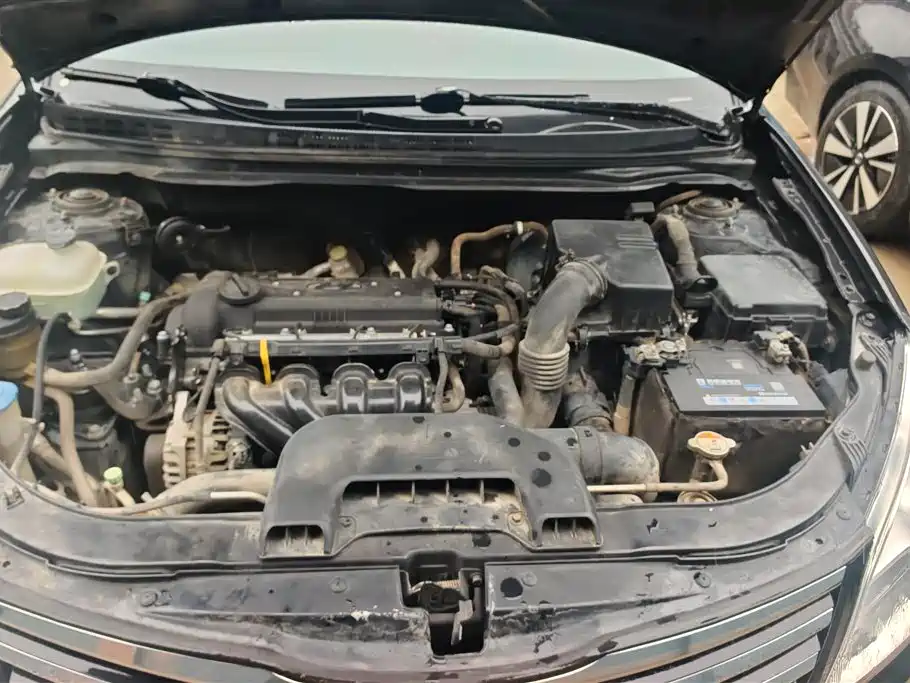 Hyundai Elantra 2011 1.6L Manual Comfort фото 10