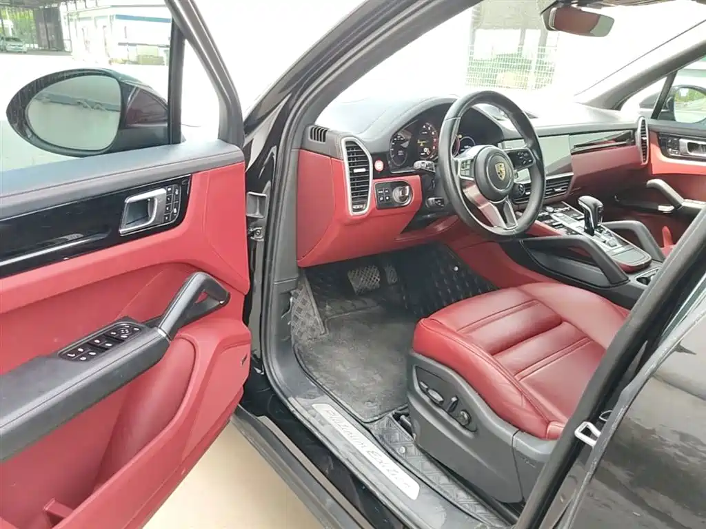 Porsche Cayenne New Energy 2023 Cayenne E-Hybrid 2.0T фото 16