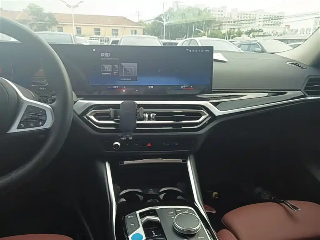 BMW i3 2022 eDrive 35 L фото 13