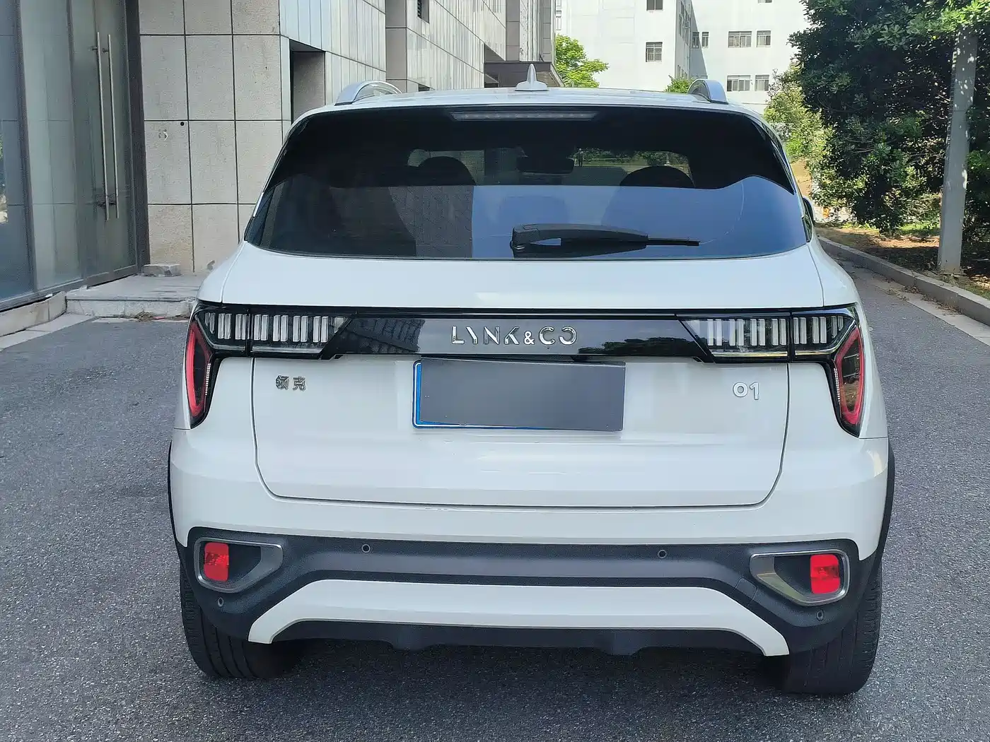 Lynk & Co 01 2017 2.0T 2WD Pro Version фото 17