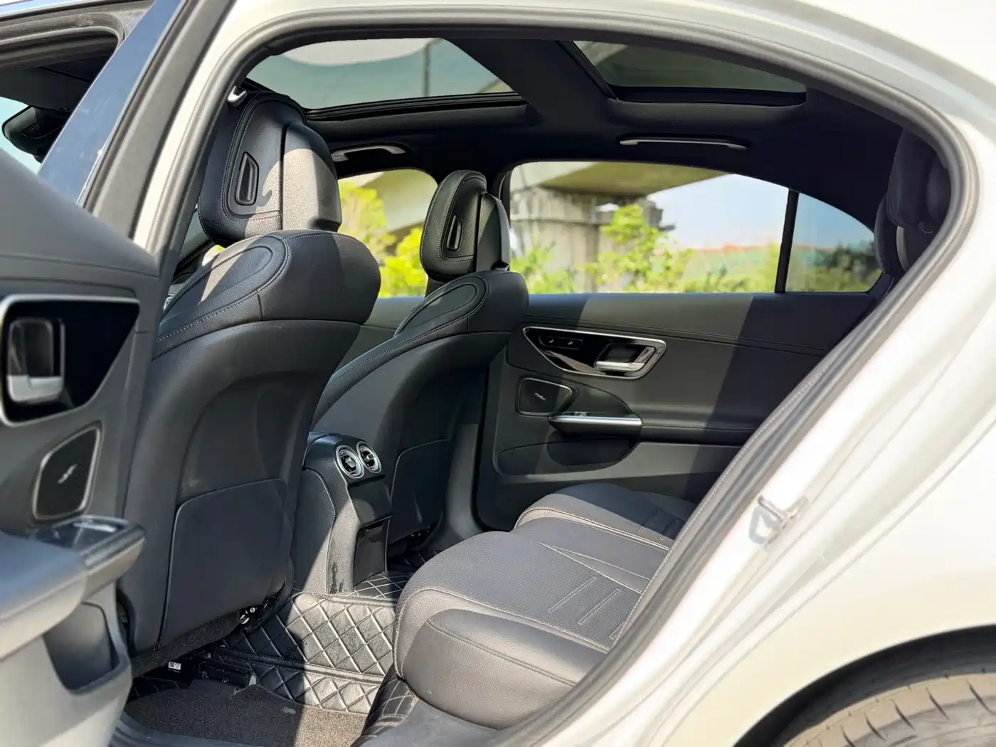 Mercedes-Benz C-Class 2022 C 260 L Sport Edition фото 6