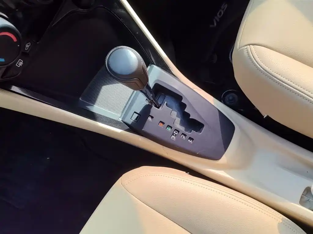 Toyota Vios 2014 1.5L Automatic Wisdom Edition фото 14