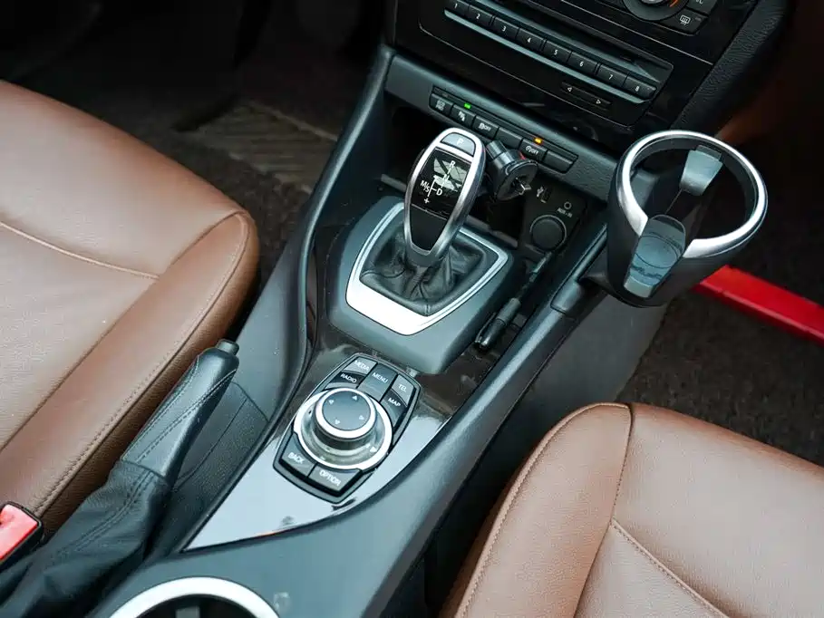 BMW X1 2015 Model sDrive18i Leading Advanced Edition фото 10