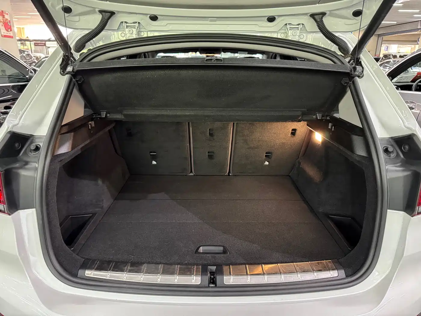 BMW X1 2021 xDrive25Li Exclusive фото 8