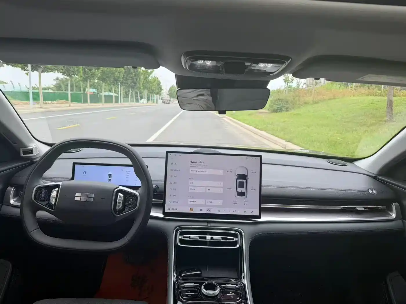 Geely Galaxy Galaxy A7 2025 EM-i 150km Long Voyage Edition фото 5