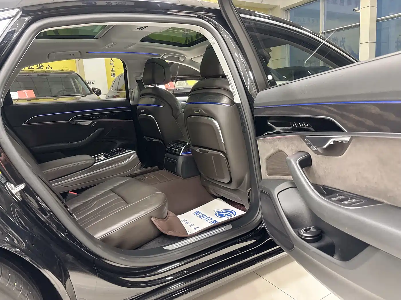 Audi A8 2019 Facelift Plus A8L 50 TFSI quattro Comfort фото 11