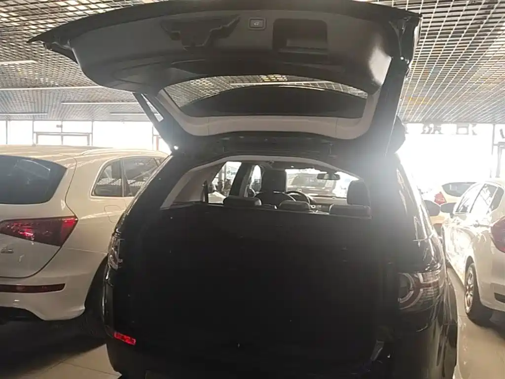 Land Rover Discovery Sport 2017 2.0T SE фото 19
