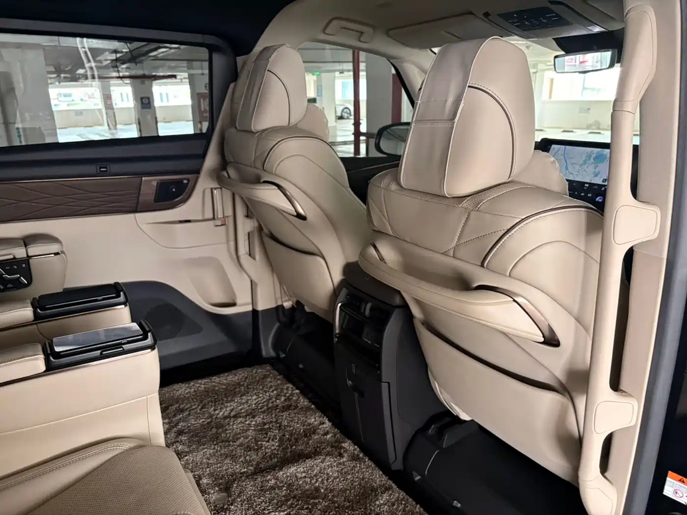 Toyota Alphard 2024 Hybrid 2.5L Prestige Edition фото 13