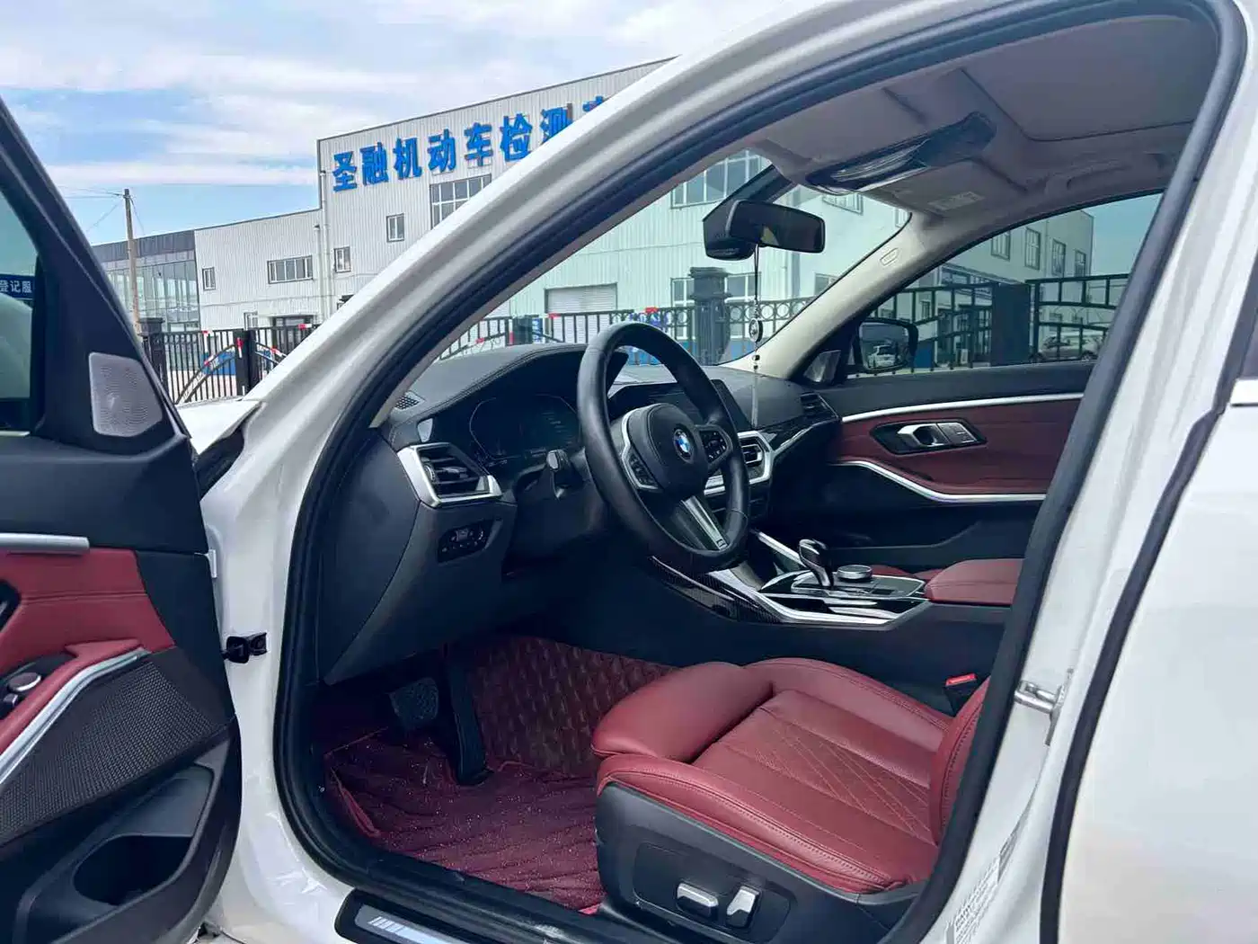 BMW 3 Series 2022 320Li M Sport Package фото 12