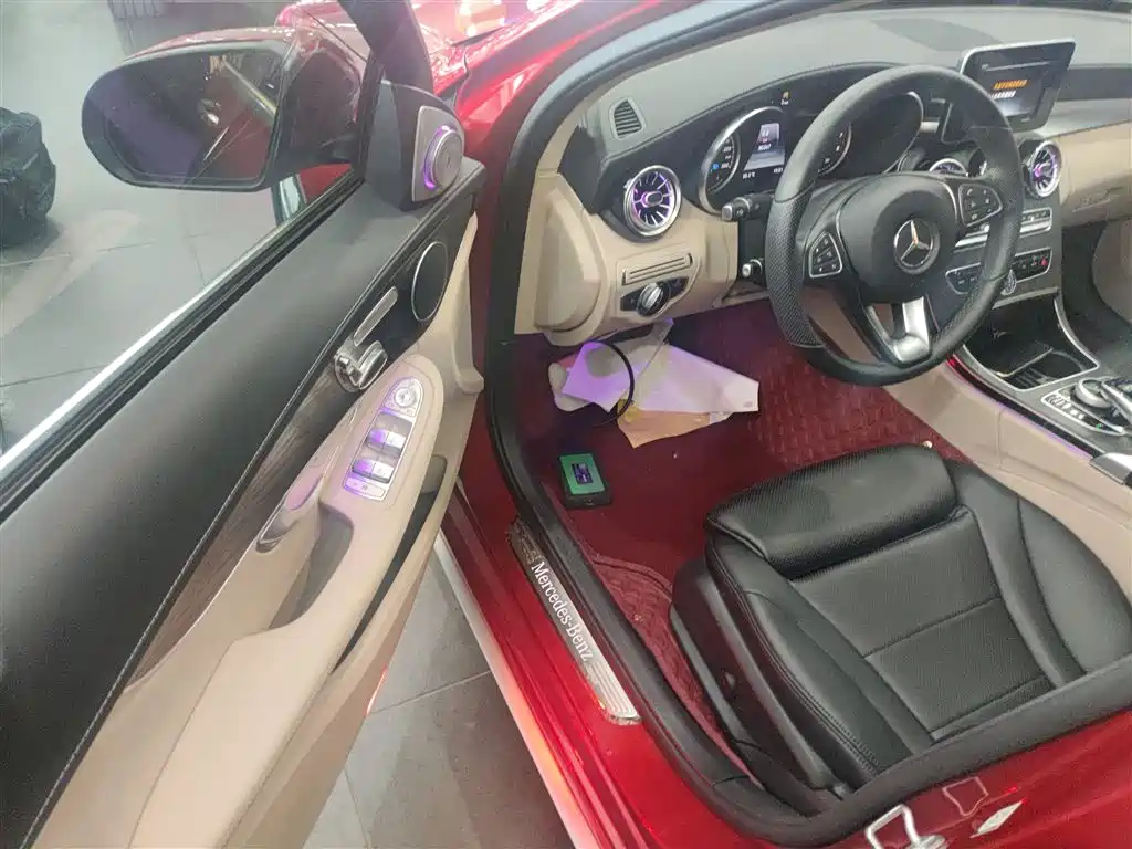 Mercedes-Benz C-Class 2017 C 200 L Sport фото 12