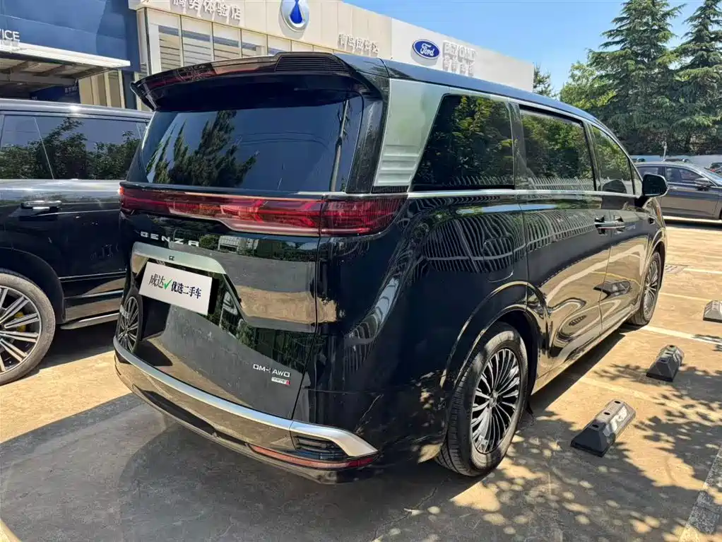 Denza D9 2025 DM-i Smart Drive Edition 1020 AWD Prestige фото 6
