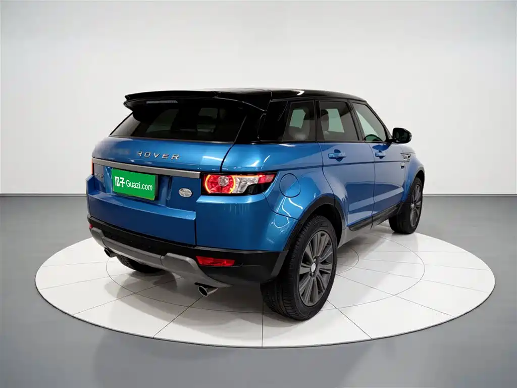 Land Rover Range Rover Evoque 2015 2.0T 5-Door Intelligent Edition фото 5